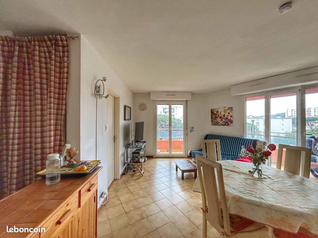 Appartement 2 pièces 45 m² · à Sainte-Maxime · 45 m² · 179 000 €
