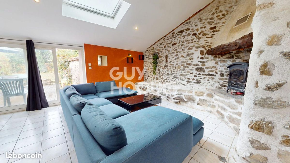 Maison 6 pièces 86 m² · à Saint-Hilaire-de-Clisson · 86 m² · 1 100 €/mois