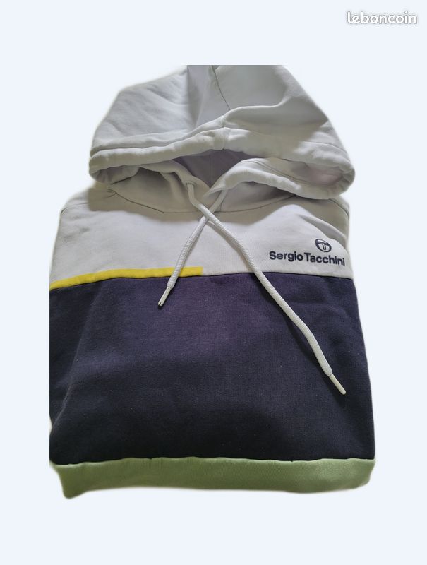 Sweat à capuche T. M (image 1)