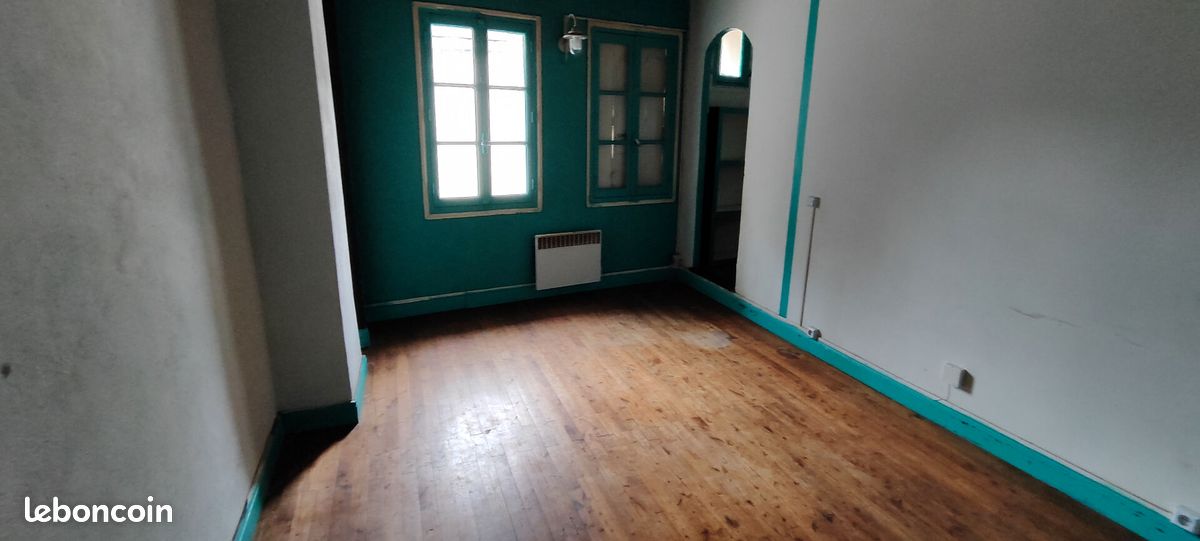 Propriété 6 pièces 153 m² - Coteaux-du-Blanzacais 16250 (image principale 6)