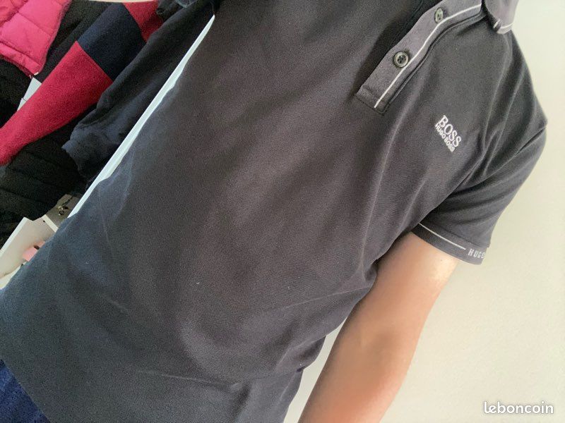 Polo noir, Hugo boss taille S en très bon état (image 2)
