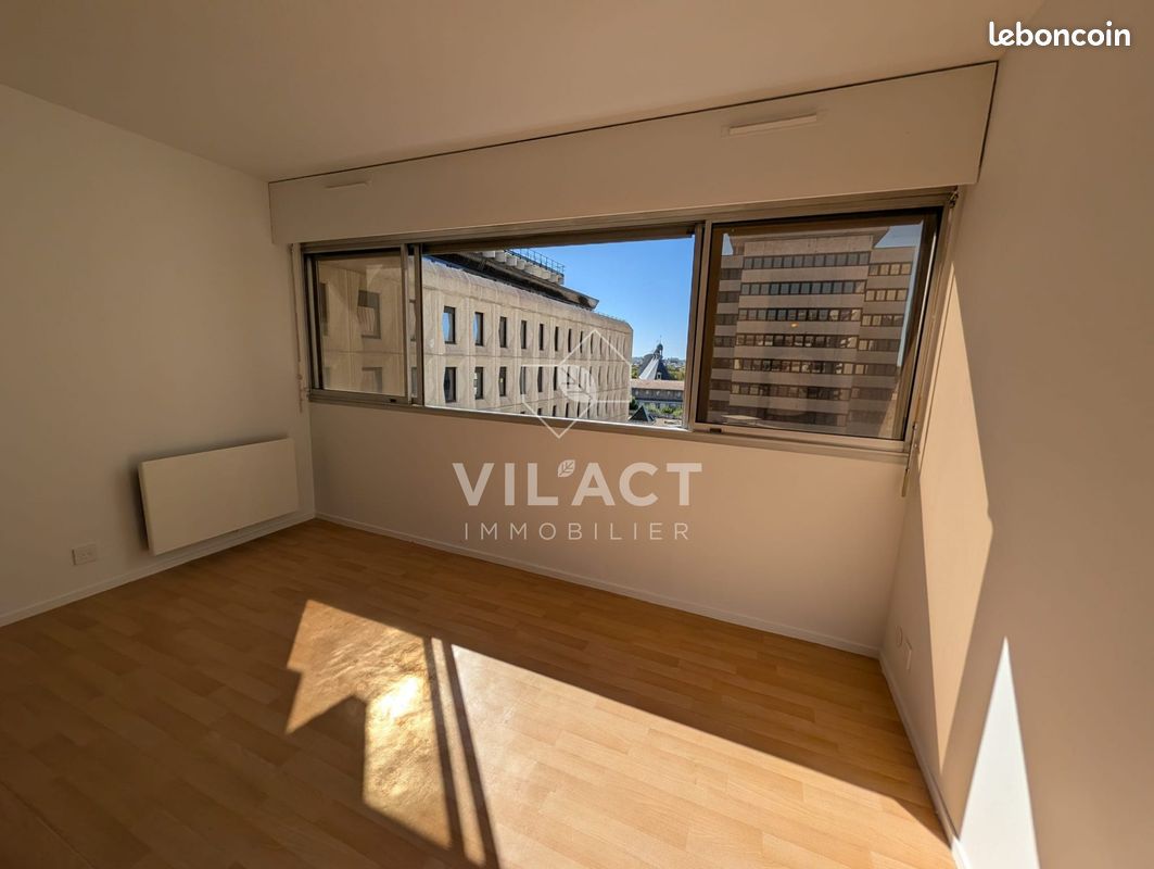 Appartement 1 pièce 32 m² · à Bordeaux · 32 m² · 700 €/mois