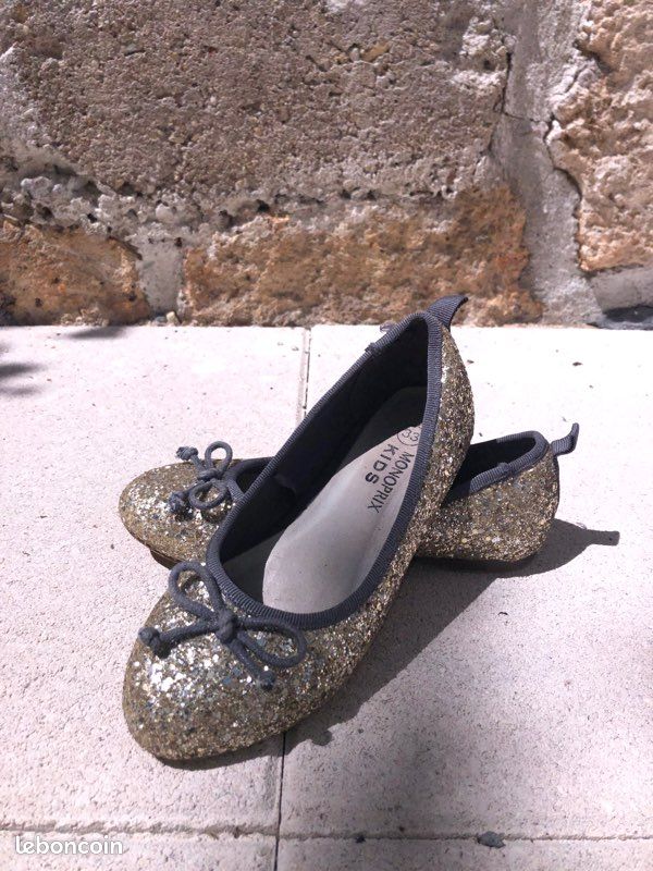 Ballerines grises avec paillettes dorées, taille 33 Chaussures