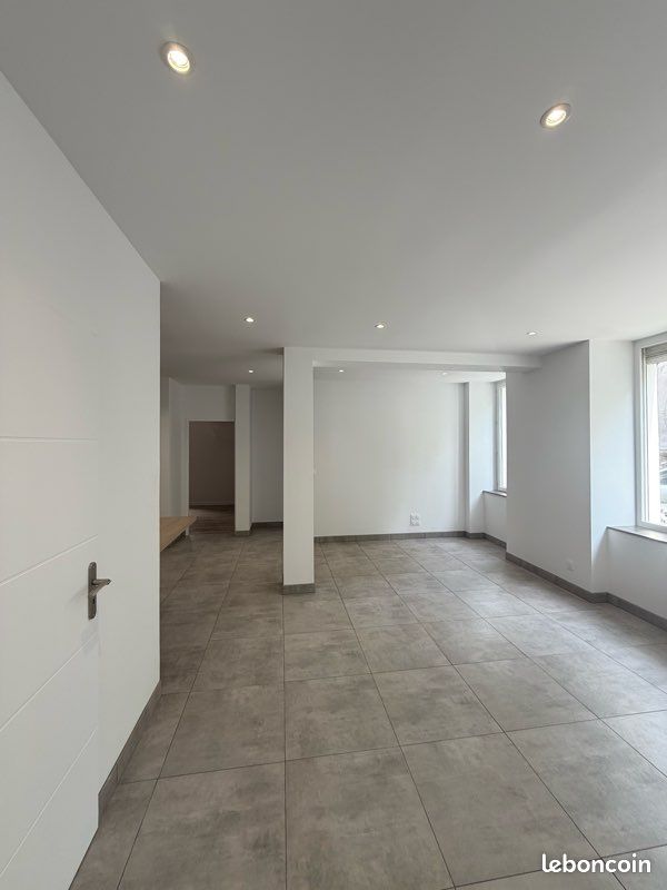 Appartement 3 pièces 67 m² · à Saint-Étienne-de-Saint-Geoirs · 67,3 m² · 169 000 €