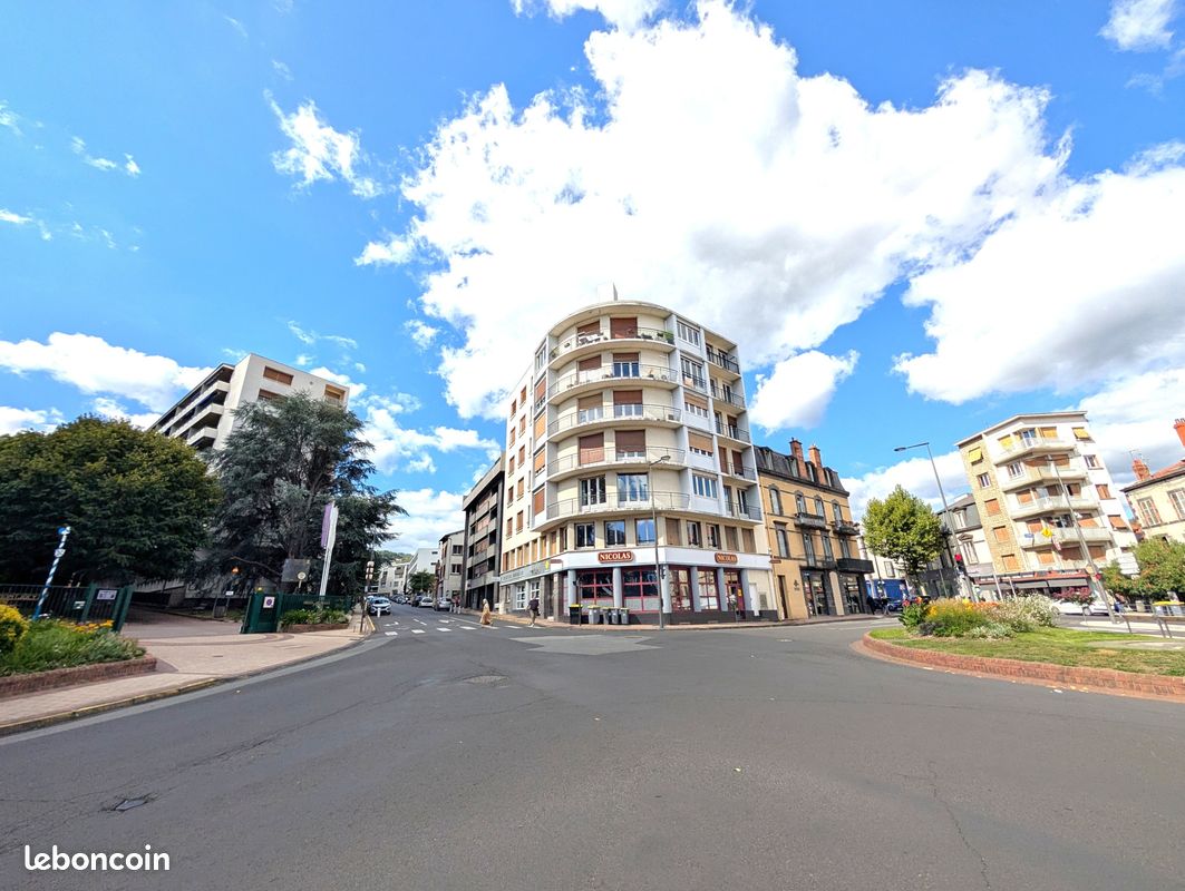 Appartement 6 pièces 99 m² · à Chamalières · 99 m² · 244 000 €
