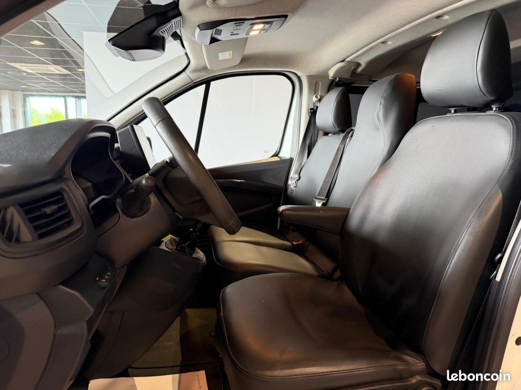 Renault trafic l2h1 3t 2.0 blue dci 150 cabine approfondie confort attelage / prix ht (image 18)