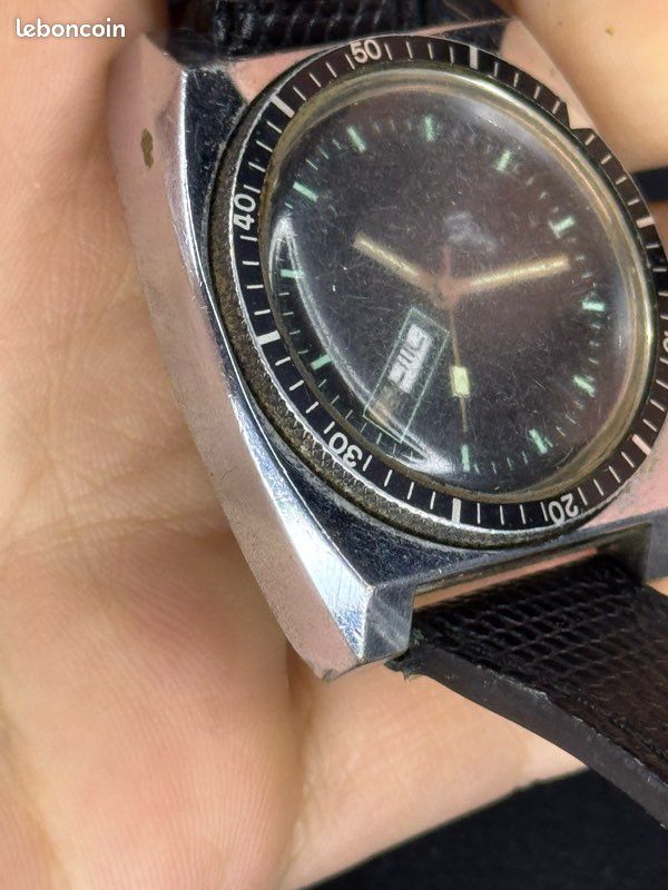 Montre De Plongée Mécanique EZOR - Cadran Noir, Bracelet Vert, Occasion Fonctionnelle