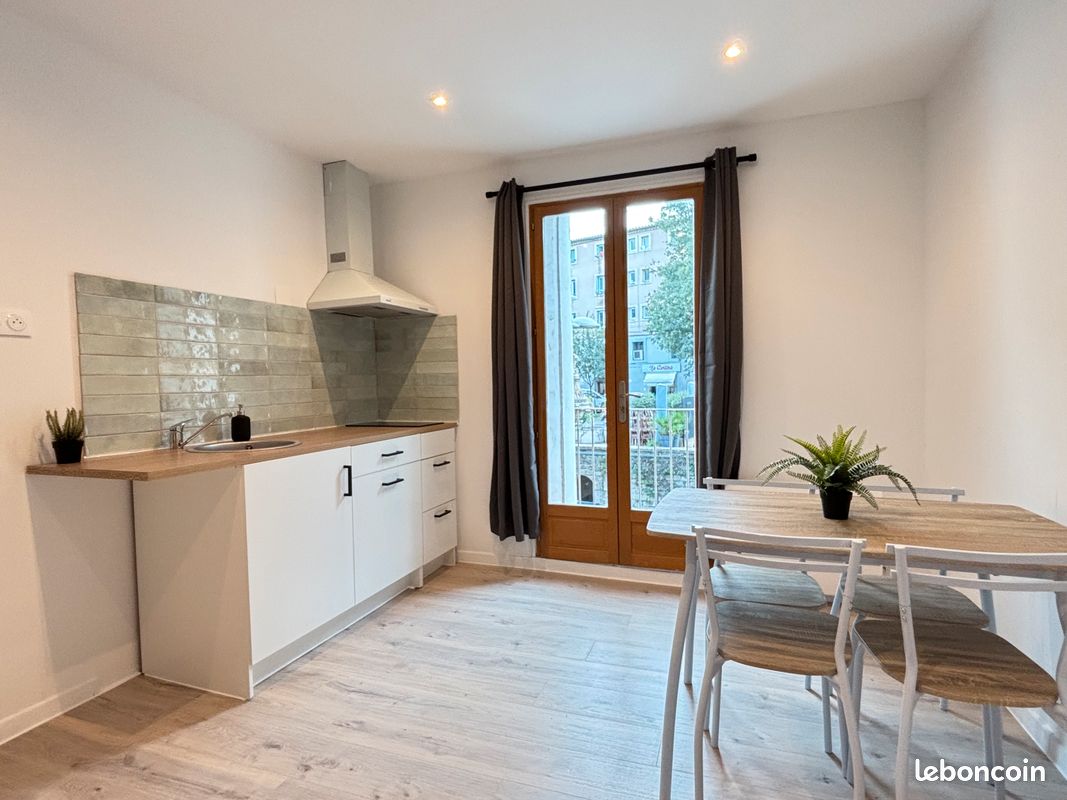 Appartement 3 pièces 44 m² · à Carpentras · 44 m² · 504 €/mois