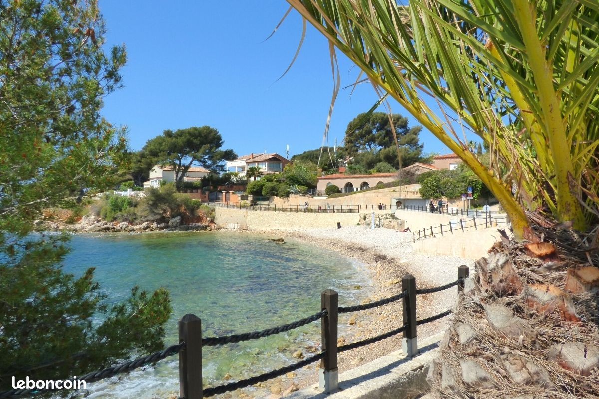 Bandol bord de mer (2 ch, parking, clim, wifi) (image 16)