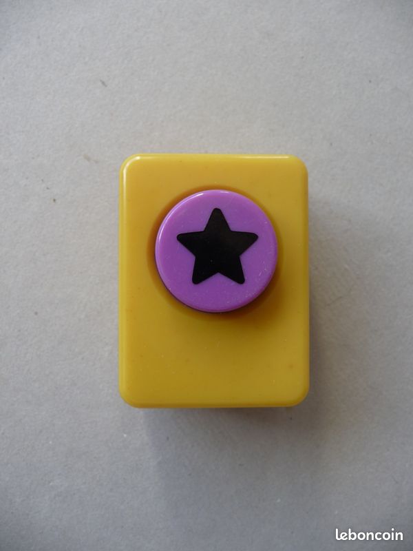 ♥ 4 mini PERFORATRICES pour scrapbooking BONBON / ETOILE / NOUNOURS / SAPIN (image 7)