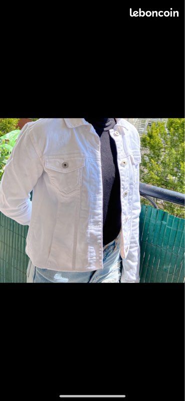 Veste courte en jean blanche (image 1)