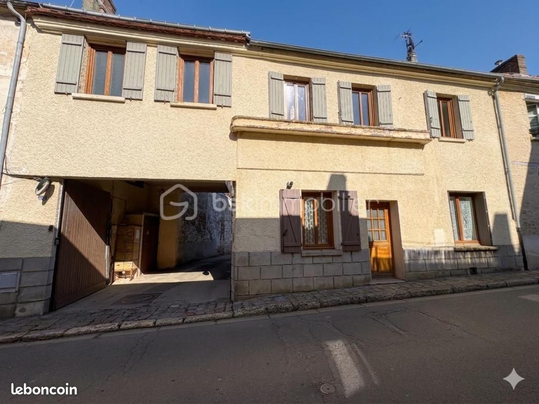Maison 5 pièces 134 m² · à Magny-en-Vexin · 134 m² · 204 000 €