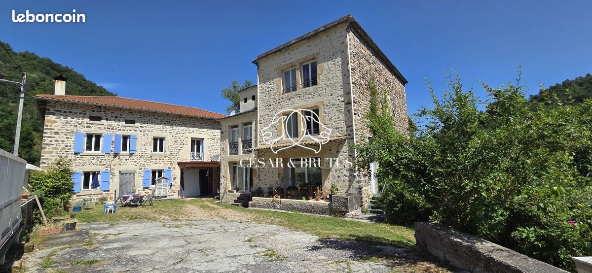Maison 11 pièces 343 m² · à Saint-Vincent · 343 m² · 475 000 €
