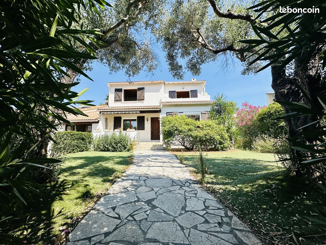 Maison 6 pièces 165 m² · à Lattes · 165 m² · 610 000 €