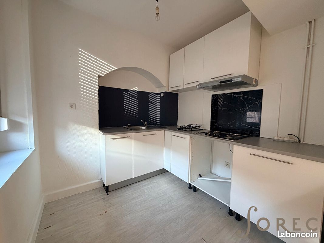 Appartement 3 pièces 68 m² · à Homécourt · 68 m² · 650 €