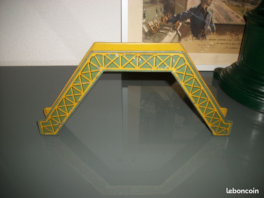Hornby passerelle N°2 sans sémaphores avec boite • EUR 35,00