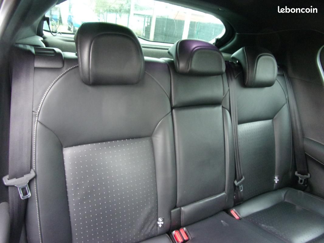 DS 4 BlueHDi 150 S&S BVM6 Sport Chic (image 11)