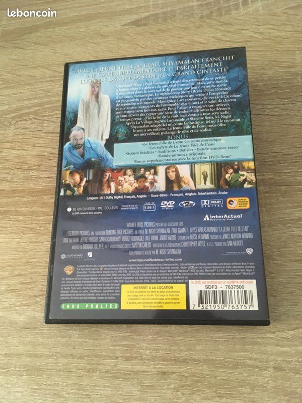 La JEUNE FILLE de l’EAU en dvd (image 2)