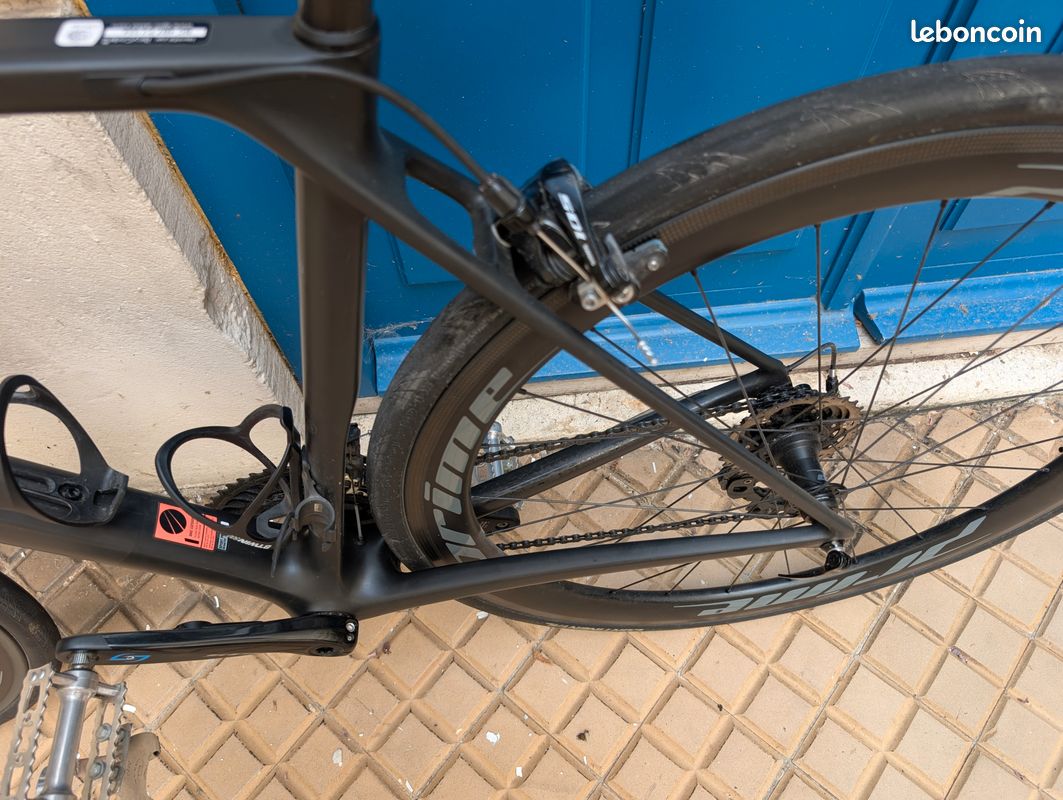 Canyon Ultimate CF SL 7 taille S - Shimano 105 + roues carbone Prime RR-50 V3 + capteur de puissance Stages (image 3)
