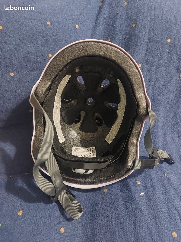 Casque roller, trotinnette, skateboard pour enfant (image 2)