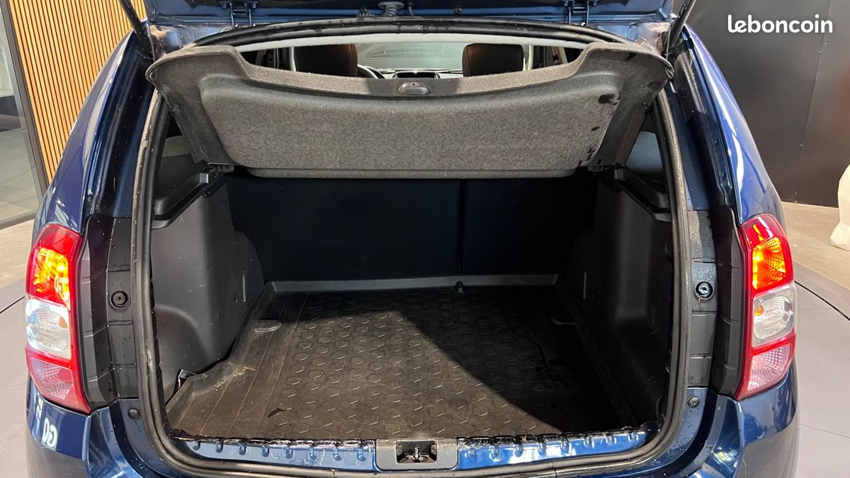 Dacia duster explorer 1.5 dci 110 4x2 edc bva bleu cosmos - attelage - suivi d'entretien (image 7)
