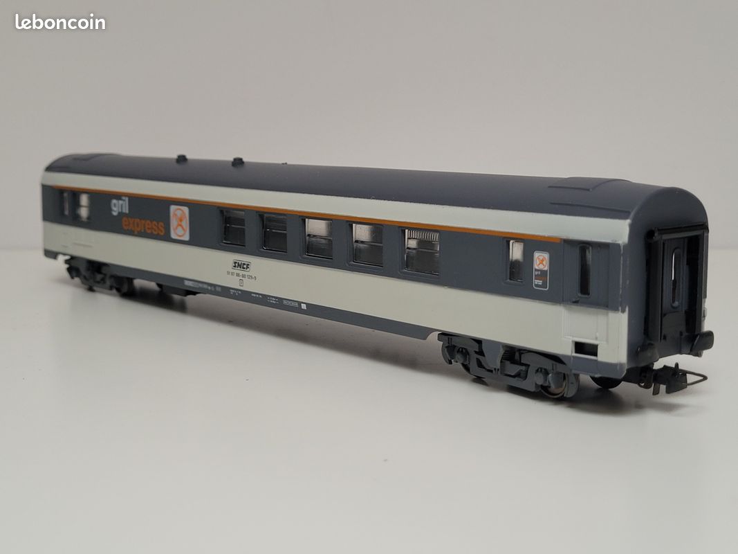 Train wagon N°540100 Voiture SNCF GRILL EXPRESS CORAIL Jouef Ho (image 9)