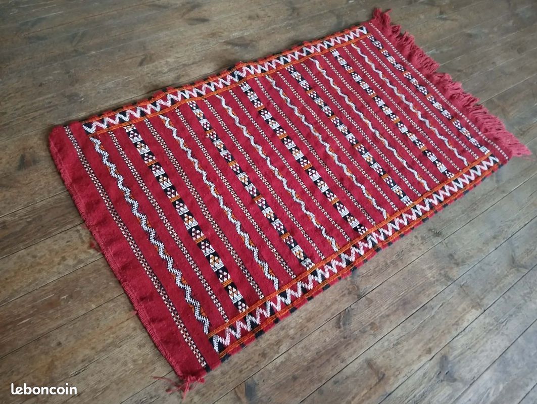 1 Tapis Marocain Berbère Zemmour vintage fait main,Handmade Moroccan