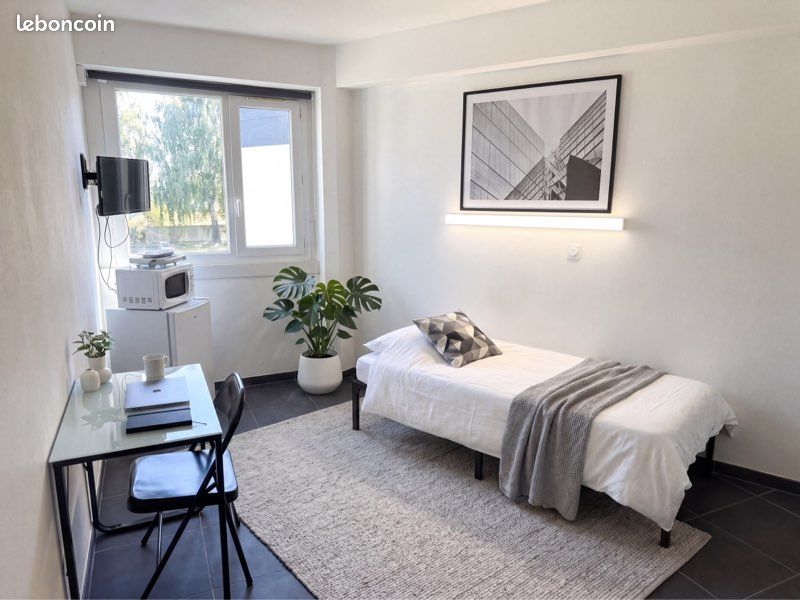 Appartement 1 pièce 17 m² · à Caen · 17 m² · 450 €/mois