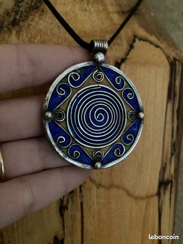 Talisman argent bijou berbère chamanisme (image 2)