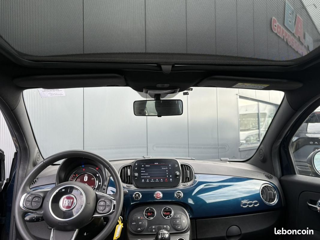 FIAT 500 Hybrid 70 avec Toit pano, Apple Car Play et Jantes alu 15\' (image 27)