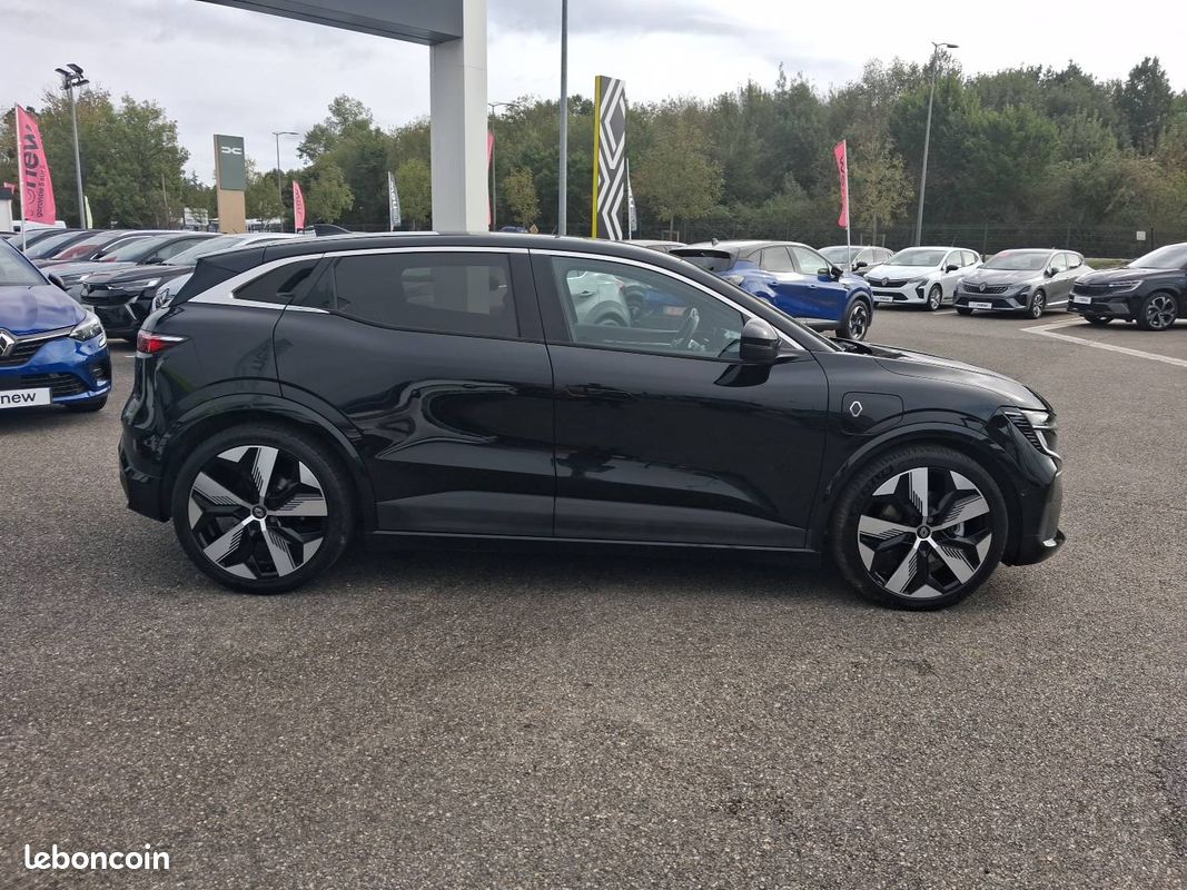 RENAULT Megane E-Tech EV60 220 ch super charge Techno (image 4)