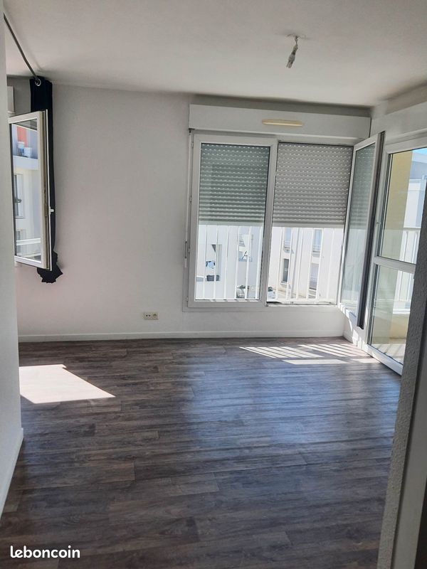 Appartement T1BIS Quartier st Eloi POITIERS - Poitiers 86000 (image principale 0)