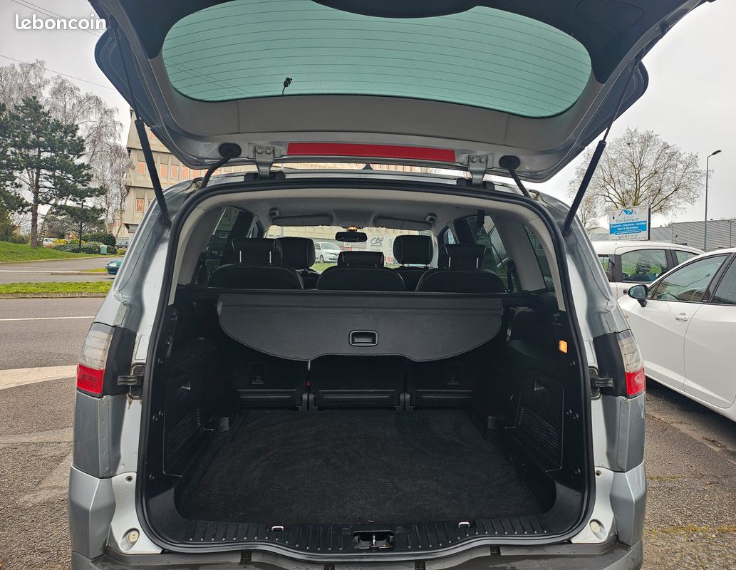 FORD S-Max 2.0 TDCi 140 cv Boîte auto (image 2)