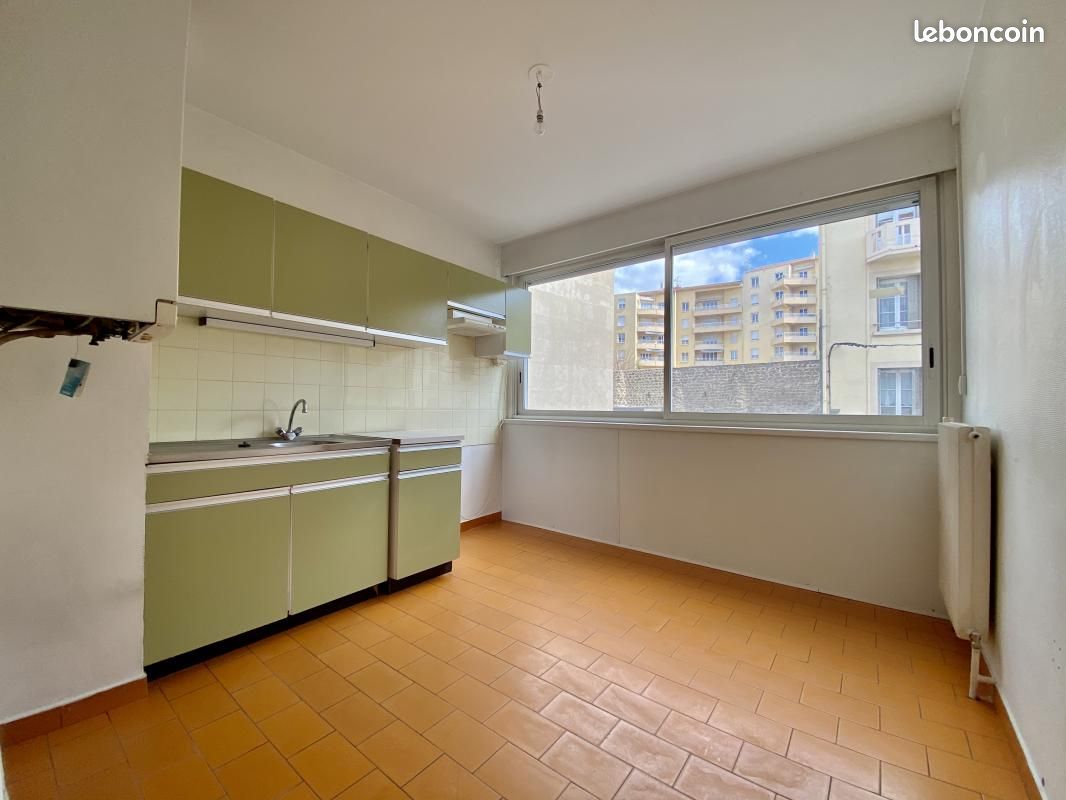 Appartement 2 pièces 51 m² · à Le Puy-en-Velay · 51 m² · 450 €/mois