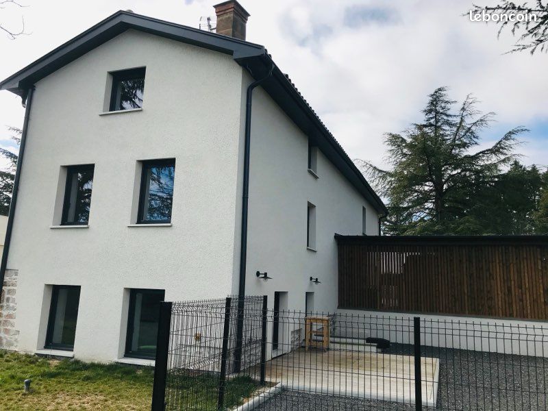 Maison 5 pièces 105 m² · à Lozanne · 105 m² · 1 350 €