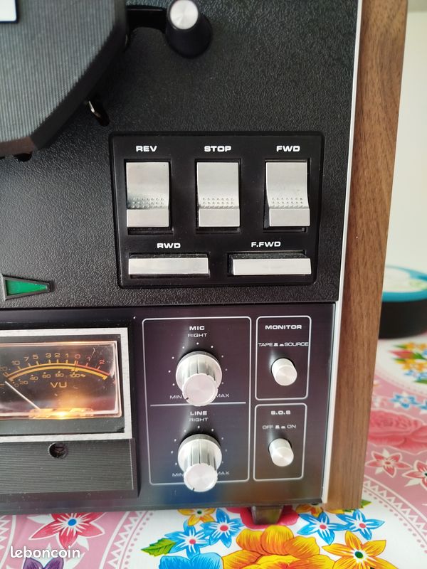 bandes AGFA PE 31 + 1 bobine vide. (D'occasion) à Echandens pour CHF 5