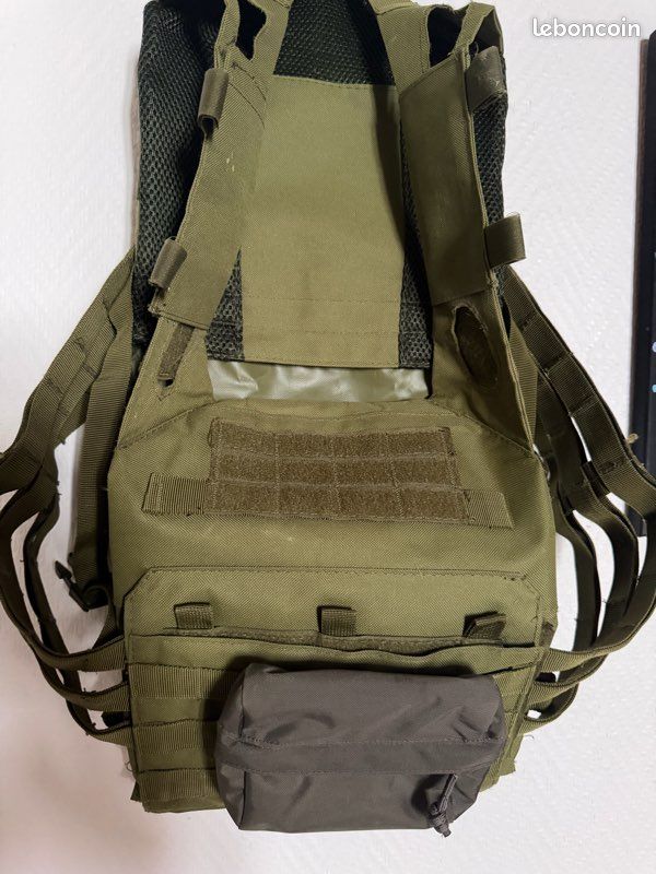 Gilet tactique (image 1)