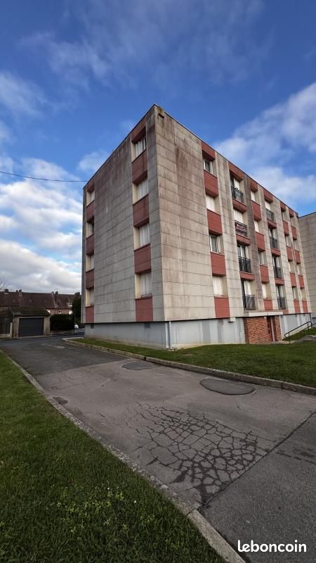 Appartement 3 pièces 75 m² · à Formerie · 75 m² · 560 €/mois