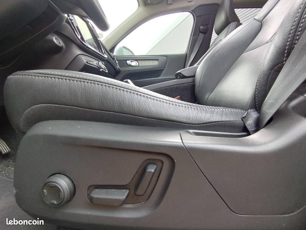 Volvo XC40 D3 AdBlue 150ch Inscription Luxe Geartronic 8 (image 16)