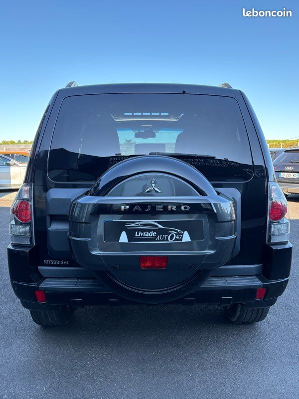 Mitsubishi Pajero 3.2 DID 190 CH Instyle - Garantie (image 10)