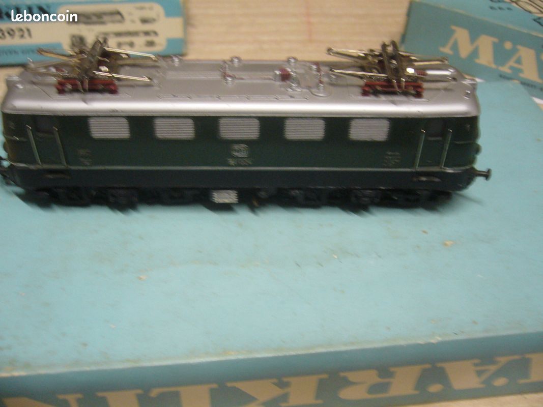 Marklin 5207 – Traversée Jonction Double Ho Avec Ballast – Train Miniature – Occasion