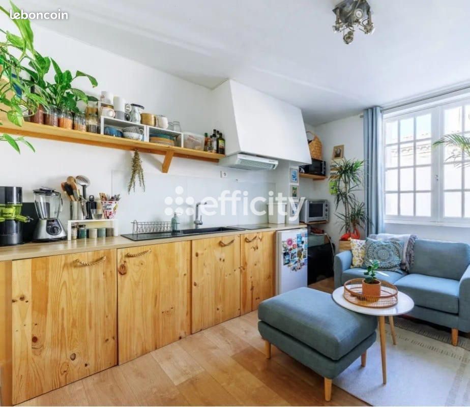 Appartement 2 pièces 27 m² · à Bordeaux · 27 m² · 143 000 €