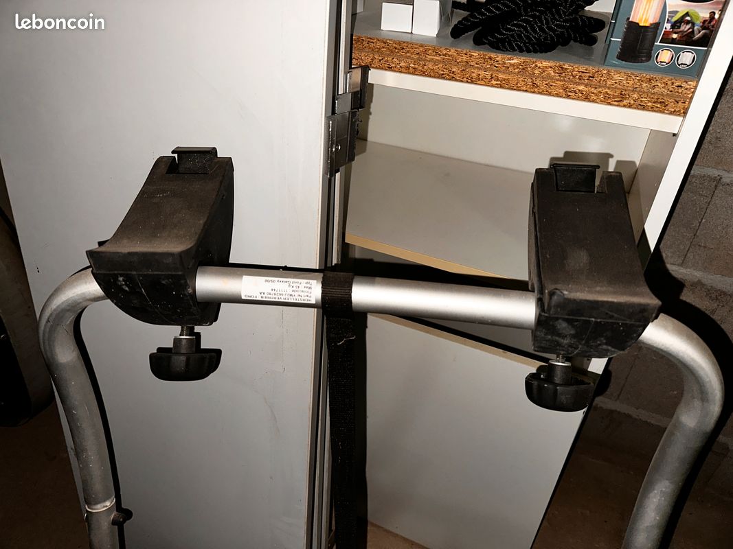 Porte vélo arrière pour 3 vélos (image 3)