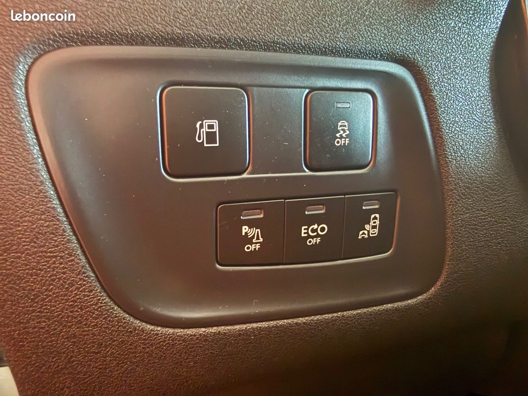 CITROEN C4 C4 e-HDi 115 Attraction (image 11)