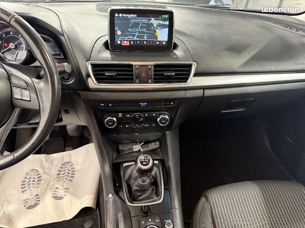 Mazda 3 2.2L SKYACTIV-D 150ch Dynamique (image 10)