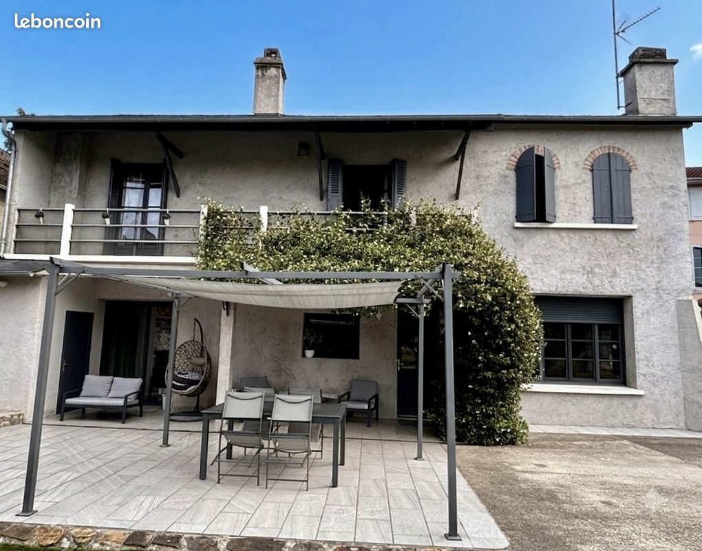 Maison 6 pièces 133 m² · à Moumour · 133 m² · 298 000 €