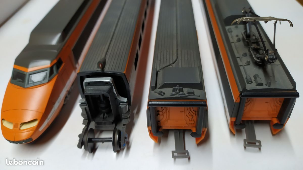 Train électrique : TGV PSE version modélisme LIMA échelle HO 1/87e en état de fonctionnement (image 2)