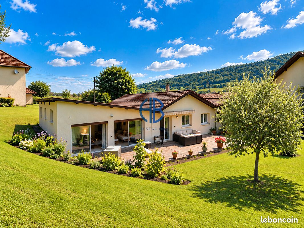 Maison 7 pièces 210 m² · à Voiron · 210 m² · 399 900 €