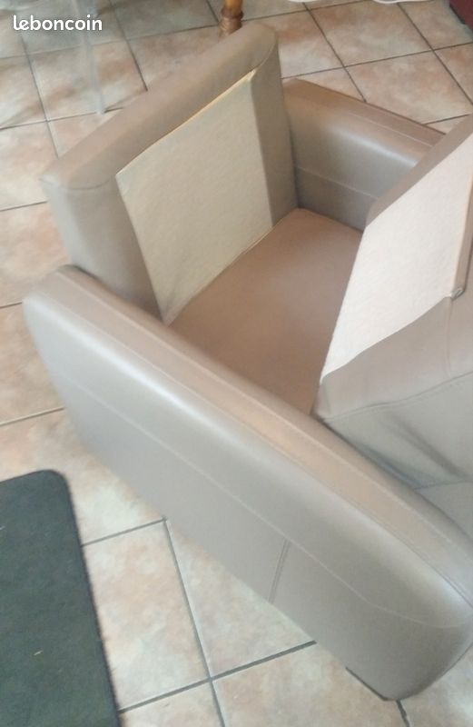 Fauteuil cuir (image 2)