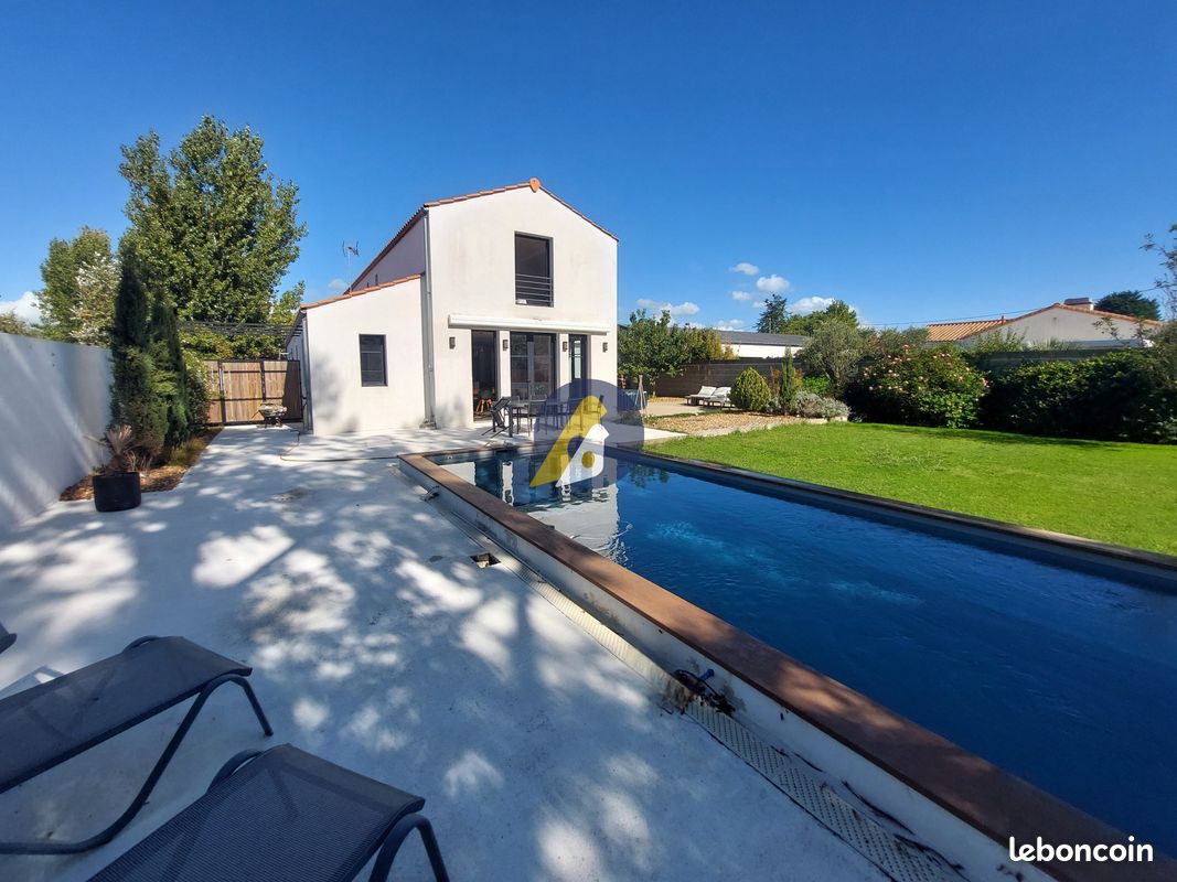 Maison 6 pièces 215 m² · à Saint-Jean-de-Monts · 215 m² · 624 000 €